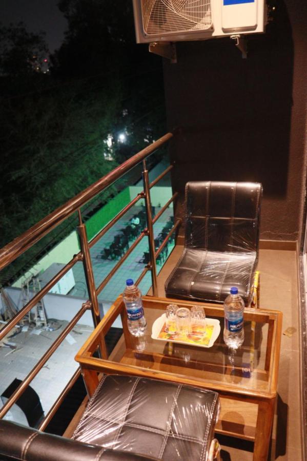 Hotel Candor Amigo Airoli Mind Space 나비뭄바이 외부 사진