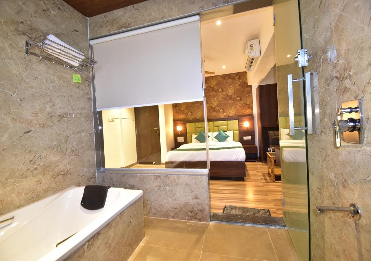 Hotel Candor Amigo Airoli Mind Space 나비뭄바이 외부 사진